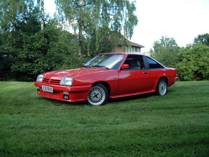 Fotky: Opel Manta 2.0 GSI (foto, obrazky)