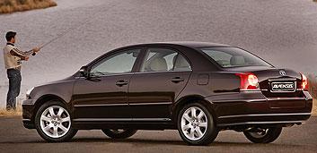 Fotky: Toyota Avensis 2.4 VVT-i Executive (foto, obrazky)