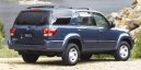 Auto: Toyota Sequoia SR-5 4x4