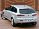 :  > Volkswagen New Beetle 1.8 (Car: Volkswagen New Beetle 1.8)