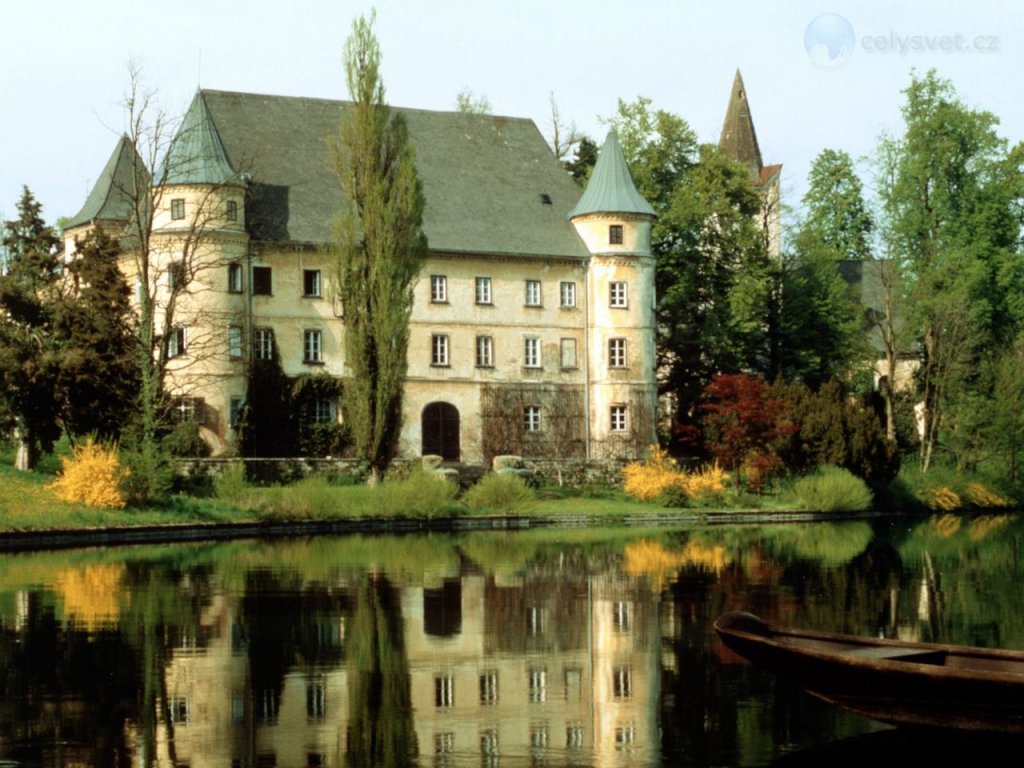 Foto: Hagenau Castle, Austria