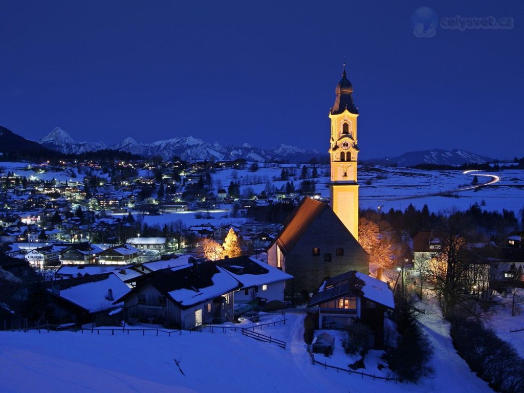 Foto: Blue Hour In The Alps, Pfronten, Germany