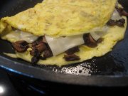 Recept online Omeleta s hermelnem a houbami