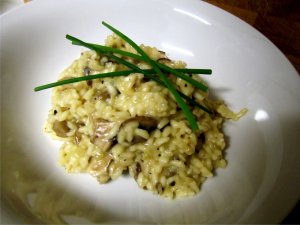 Recept online: Rizoto s houbami a pestem: Rizoto s houbami, blm vnem, pestem  a parmeznem